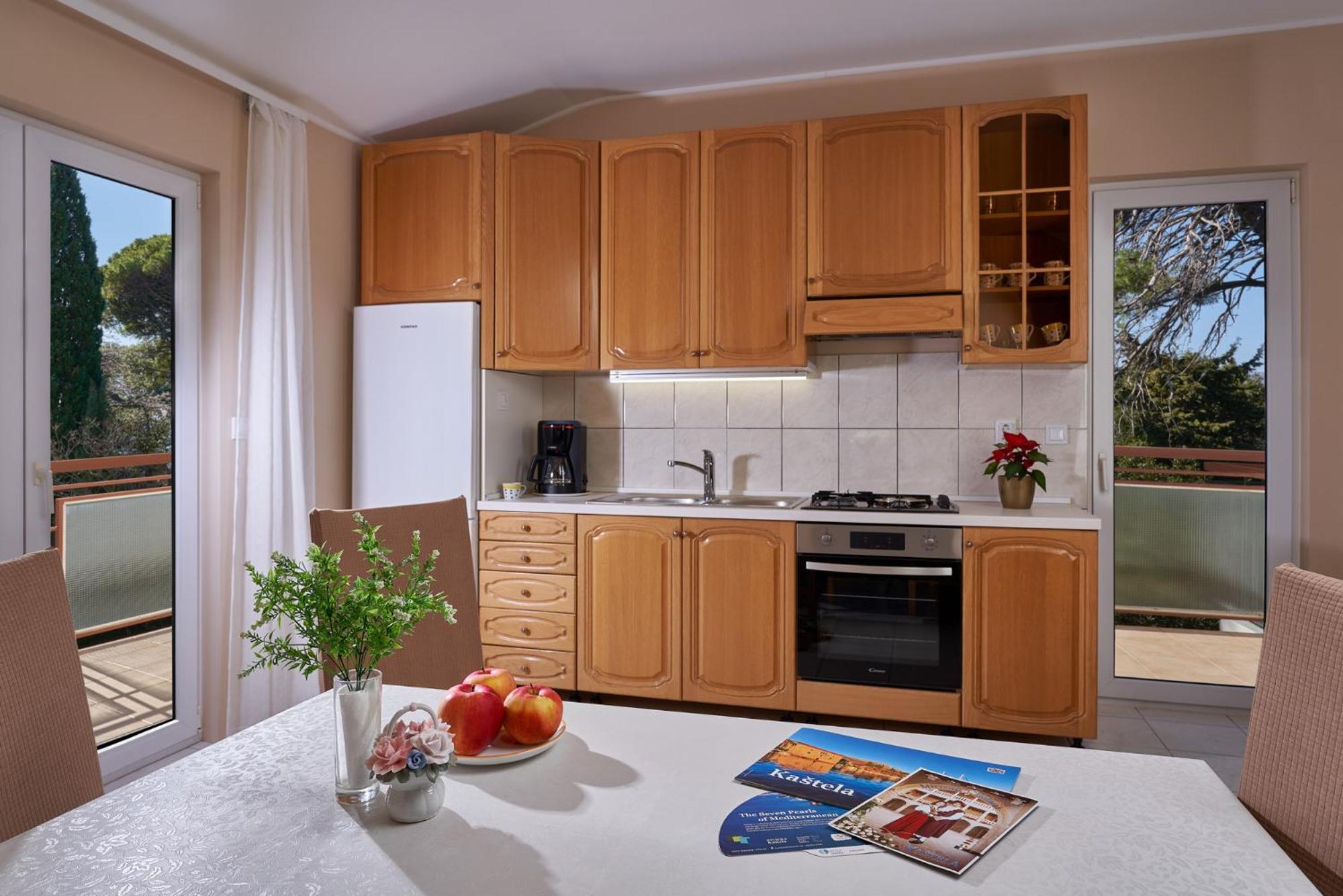 Palmaja Apartman Kaštela Kültér fotó